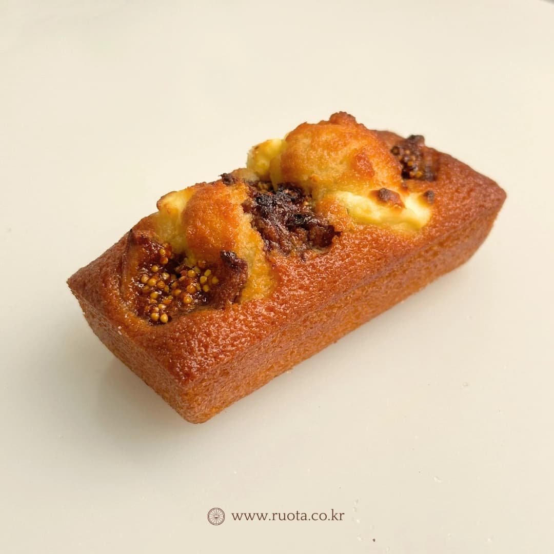 휘낭시에 (무화과크림치즈)